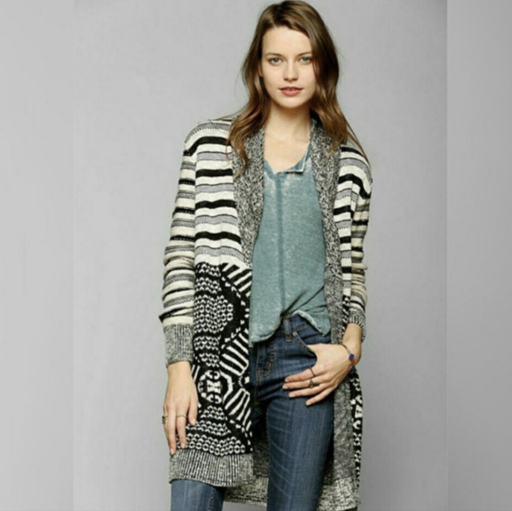Urban Outfitters Ecote Mix Intarsia Open-front cardigan Size XS
